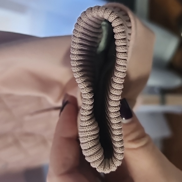 Burberry  quilted bomber - Picture 4 of 10